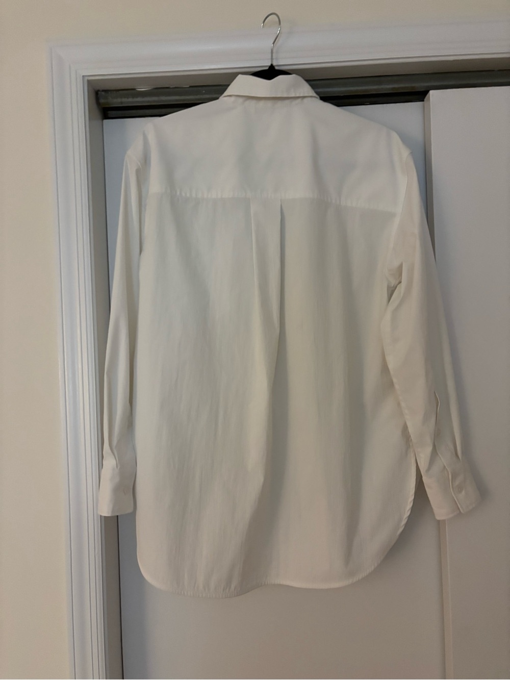 Athleta Women’s Long-Sleeve Dress Shirt - Back Pleat Detail